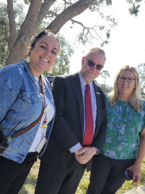 Edgewood Academy tweet media