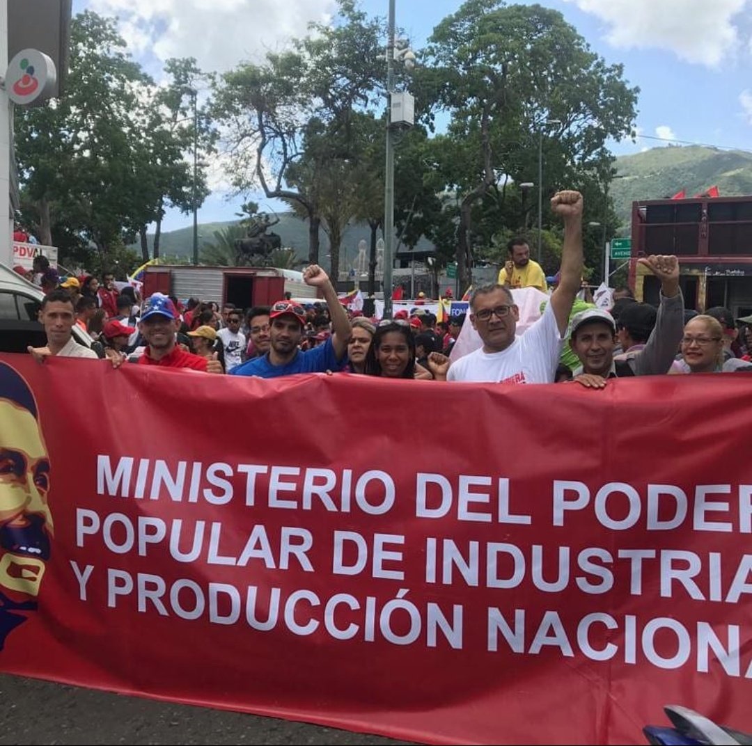 yura122522's tweet photo. Pdte. @NicolasMaduro es hora del retorno de @JAriasPalacio a #Venezuela el país y la Clase Obrera de #Guayana lo necesitan acá, devuelva la esperanza a los trabajadores de #Guayana qué injustamente les quito. https://t.co/PBrVdZZwcu