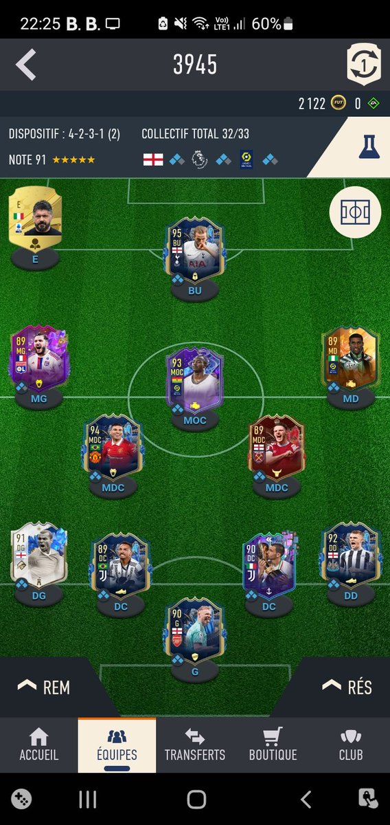 nt_yanis's tweet photo. @FansdeFUT J'aimerais savoir la quelle est la plus forte https://t.co/MsSvW41snI