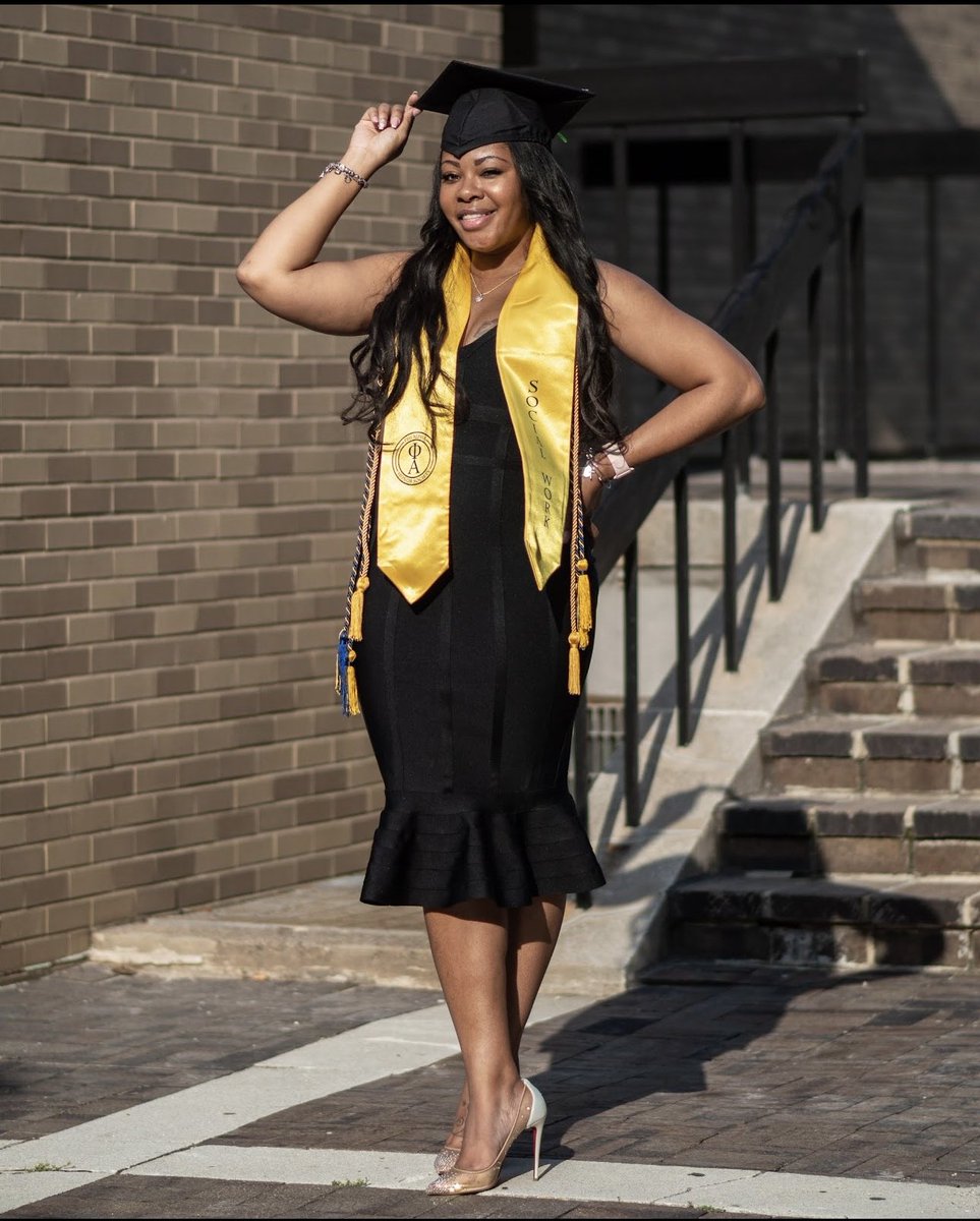 So_much_Sasss's tweet photo. Because it is never too late to live in your purpose…
And because MENTAL HEALTH MATTERS♥️🎓!! #RU #RUSSW https://t.co/GdFkgyPCC1