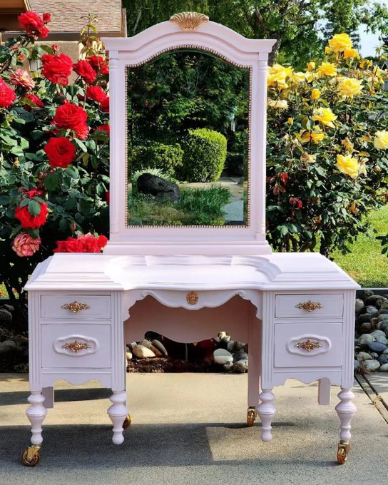 I brought this diamond in the rough back to life! Added a mirror and new hardware. Smoothed out the dips<a href="/tag/nfts"class="tags"><span>#nfts</span></a><a href="/tag/nftcollectors"class="tags"><span>#nftcollectors</span></a><a href="/tag/nftdrop"class="tags"><span>#nftdrop</span></a><a href="/tag/nftcollector"class="tags"><span>#nftcollector</span></a>