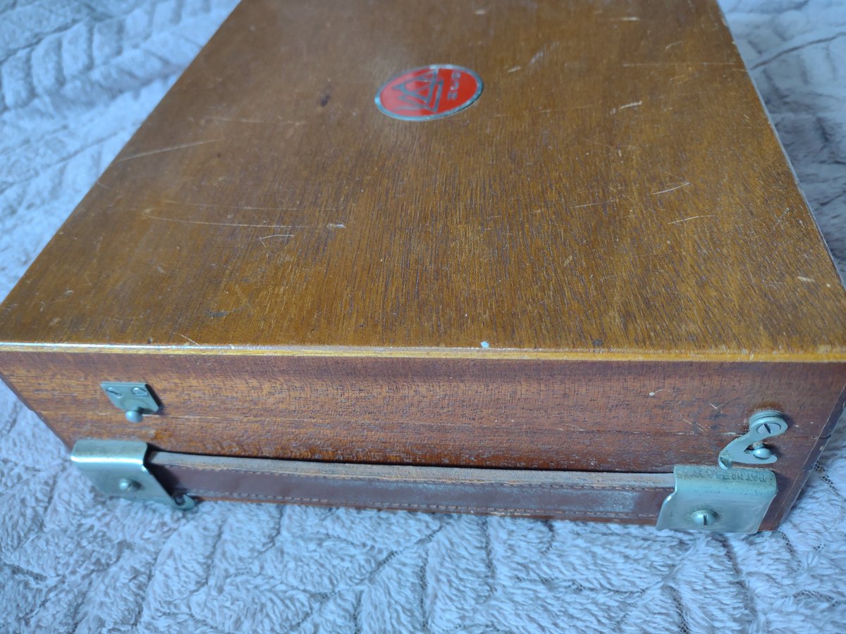 FloBotic tweet media