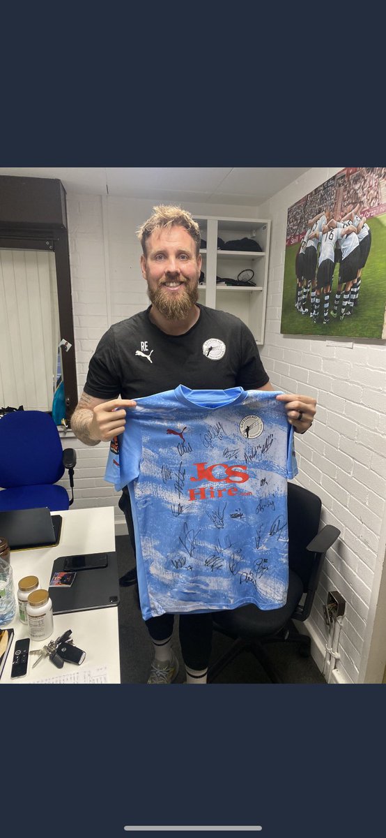 A huge thank you to @Louisstorey93 for very kindly donating a squad signed @GatesheadFC shirt for me to auction off for the @as9foundation please reply or DM me with a bid. Ends Sunday 8PM. #WorClub