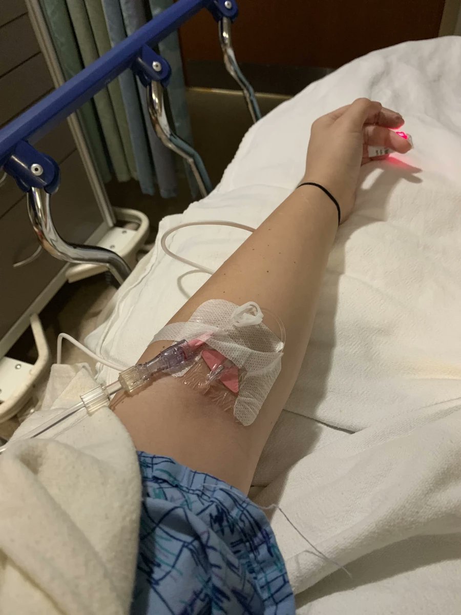 Vancouver, British Columbia - I am a very health person, and I Ate some heavily ranched pizza slices.. next thing you knew I was so sick. It was really really bad and scary. I didn't know who I was...... Read more at: iwaspoisoned.com/i/NROLLG3 
 #hospital #pizza