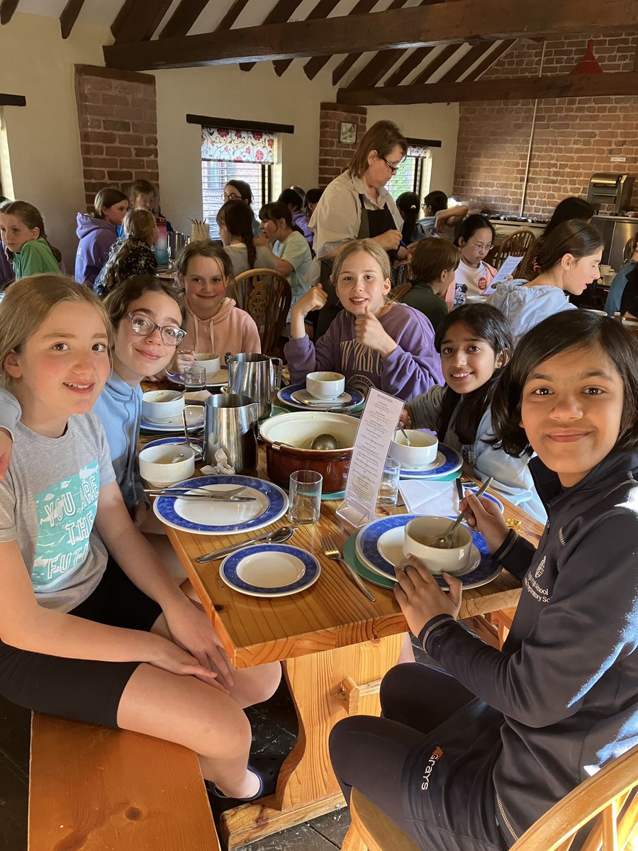 WPS_Trips's tweet photo. Year 6 : Cranedale
Fajitas with all the extras! #cleanplates #smilesallround https://t.co/CGZOhx7rPb