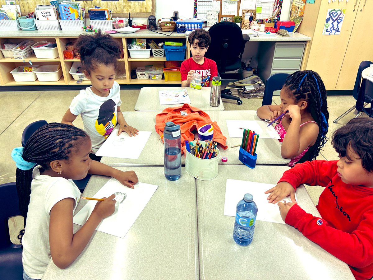 JNolin6's tweet image. Visited Gr. 1/2 @DunnCardinals for an intro lesson to mindfulness. This class is taking the challenge to practice 2 min a day for 2 weeks! They drew their mindful bodies, labelled where they feel the breath &amp;amp; created their peaceful setting. @gecdsbpro ♥️#calming #toolsforlife