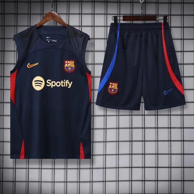 Dê uma olhada em camisa de time Camisa 22/23 Futebol , Barcelona Sweetsuit Blue Vest 2RIQ por R$59,99 - R$119,00. Compre na Shopee agora! shope.ee/10XaPc6Prs?sha…