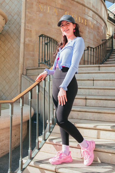 can u tell i forgot my panties? 🥺 https://t.co/BCPzsxQKMd<a href="/tag/mvsales"class="tags"><span>#mvsales</span></a>