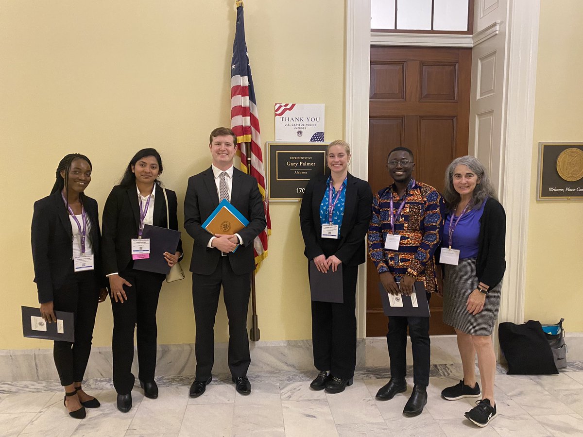 My @ImmunologyAAI colleagues @kovacs_liz @FerrinAntony @ewowiredu and I thank @USRepGaryPalmer and staff member Nelson Park for their strong support for NIH and biomedical research! Please support an FY 2024 NIH funding level of at least $51 billion #AAIHillDay2023 #FundNIH #UAB