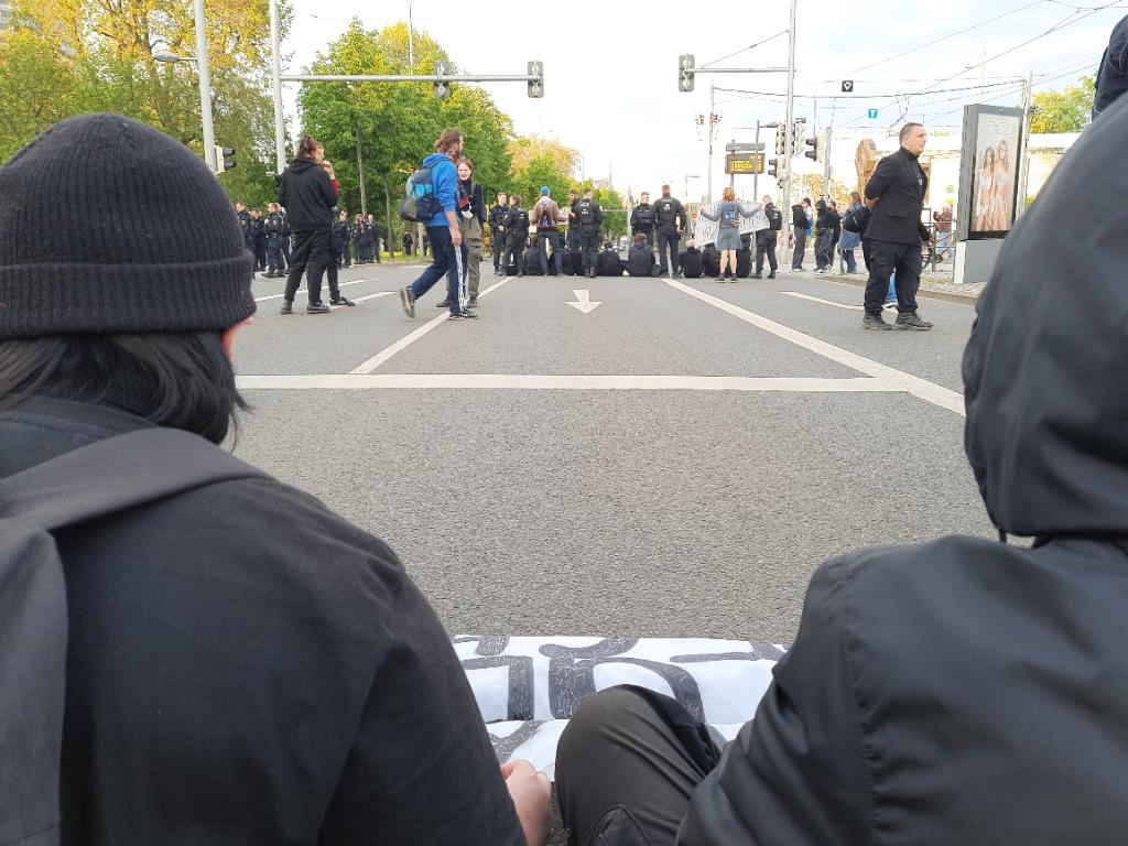 #le1505
Das Spiel beginnt: Die ersten Versammlungen nehmen Platz. 🔥