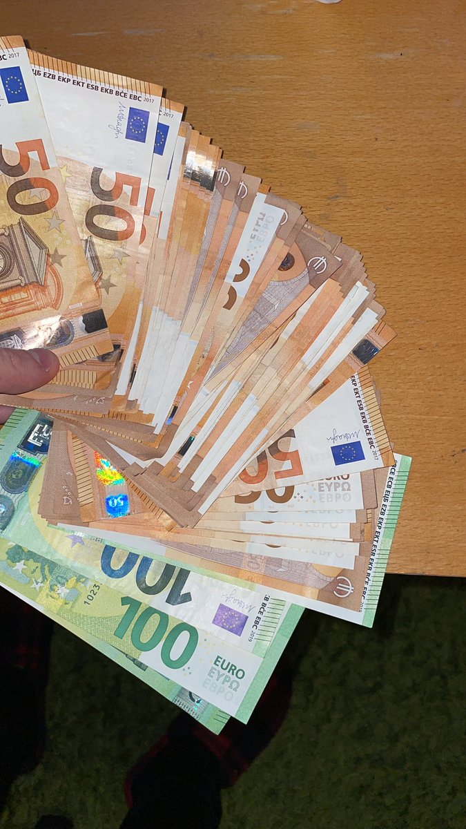 timonlyup's tweet image. GIVEAWAY 🚨🔥

1. RT &amp;amp; like
2. Comment “ONLYUP” 
3. Join my free telegram channel (link below) 

WINNER GETS 200€

- must be following @MrOnlyUp 
- must hit 300 RTs 
- telegram channel must hit 1000 within 3 days (907 right now)