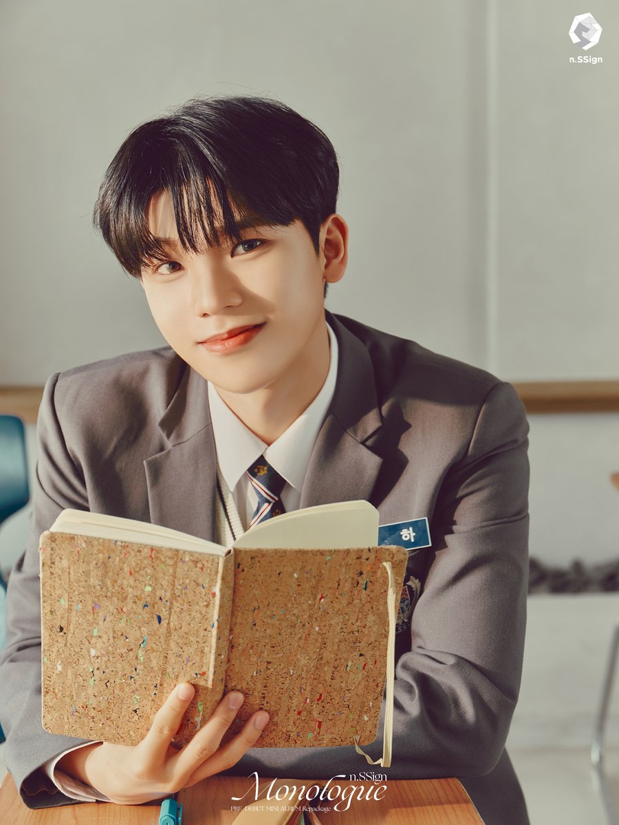 nSSign_official's tweet photo. n.SSign PRE-DEBUT MINI ALBUM Repackage 'Monologue'
CONCEPT PHOTO A
School ver.
🏫 2023.05.27 12PM Release
#nSSign #엔싸인 #Monologue https://t.co/P95E6cFpGR