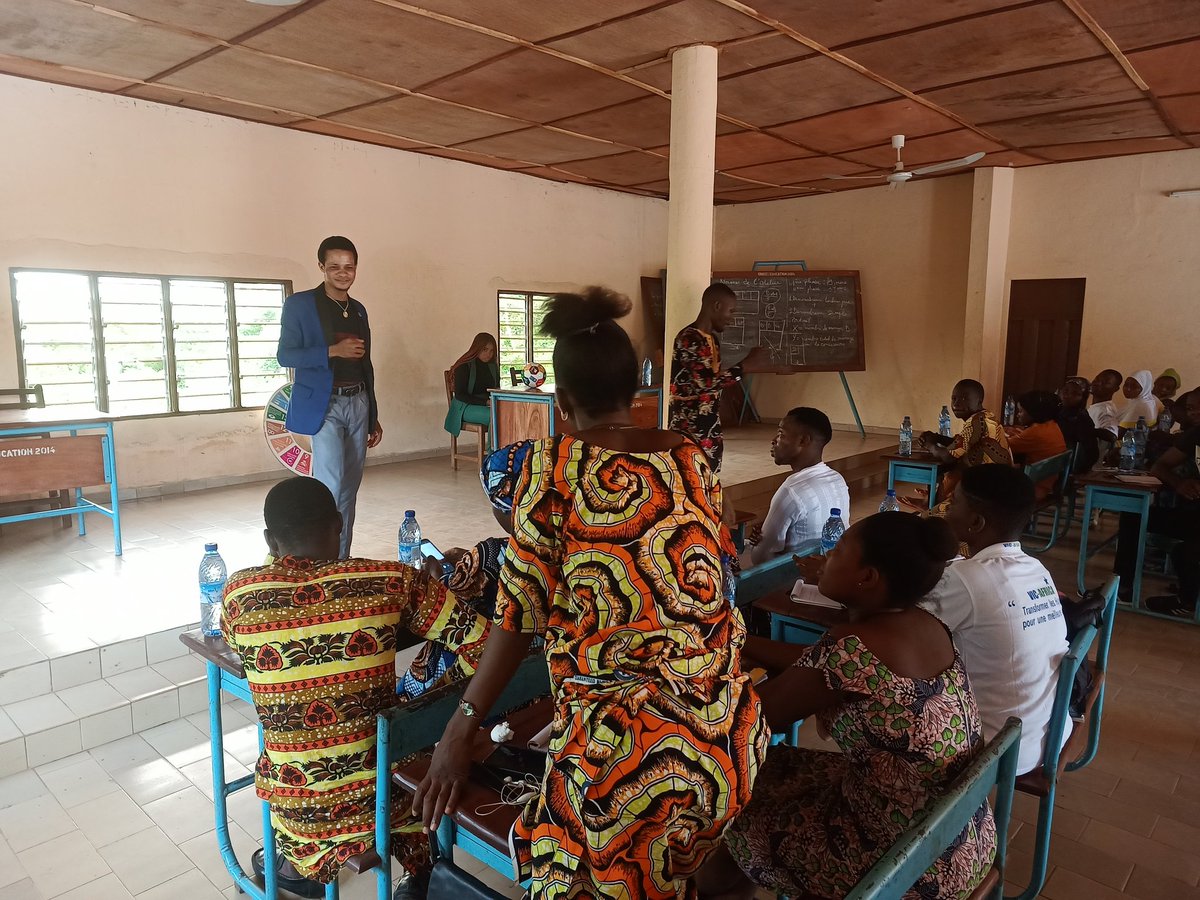 YouthSid's tweet photo. Nous remercions sincèrement nos partenaires techniques, @apodd2030, @VIC-AFRICA et l'ONG Femmes Capables, grâce à qui cet atelier de formation fut une réussite et une bonne expérience pour les participants.

#YISID
#ODD17
#APODD
#VIC-AFRICA
#ONG_FEMMES_CAPABLES
#YISID_for_SDG https://t.co/yvIZk5lSJk