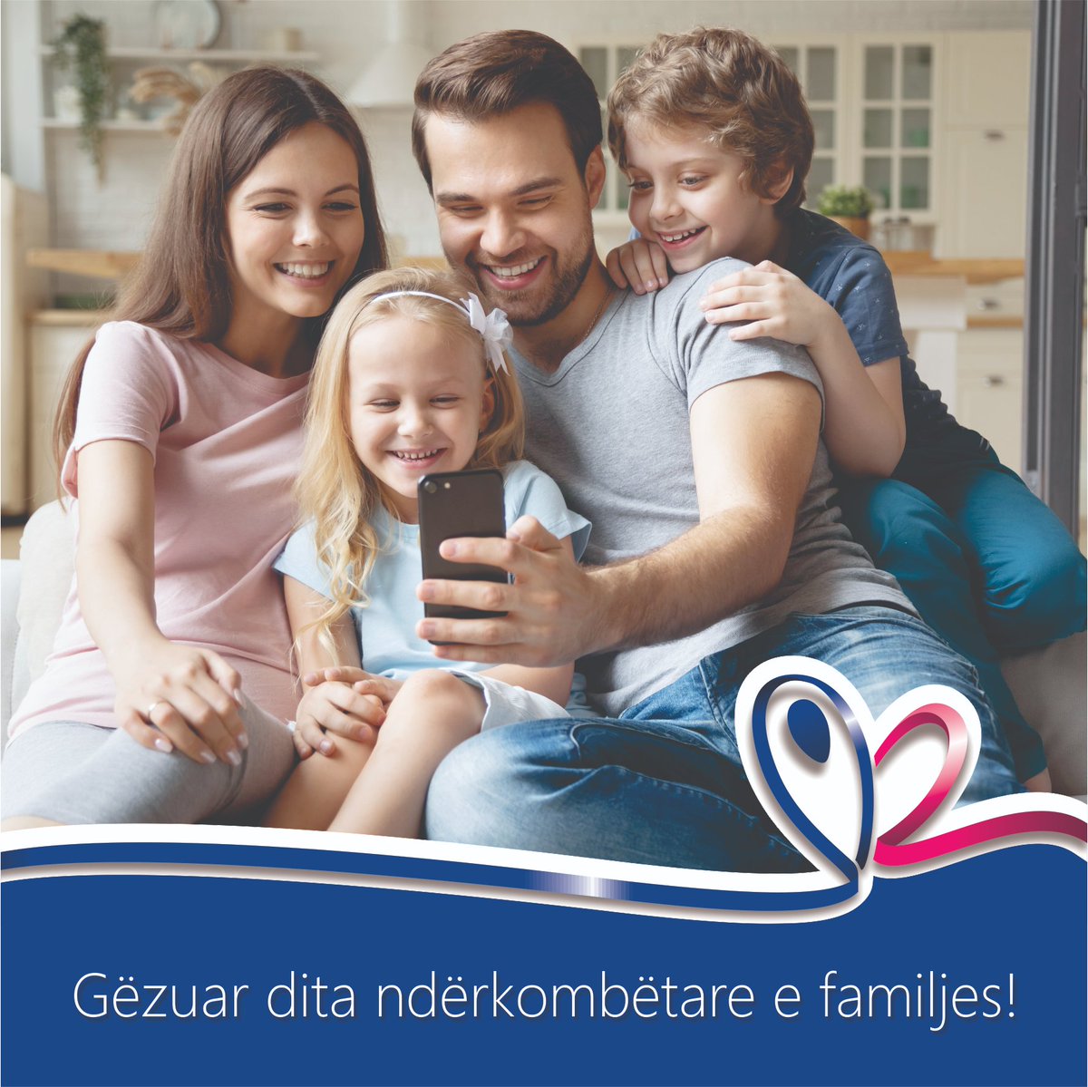 Sot, në ditën ndërkombëtare të familjes, ta kujtojmë rëndësinë e kultivimit dhe të ruajtjes së familjeve tona. Përhapni dashuri dhe krijoni kujtime të përhershme me familjet tuaja sot!