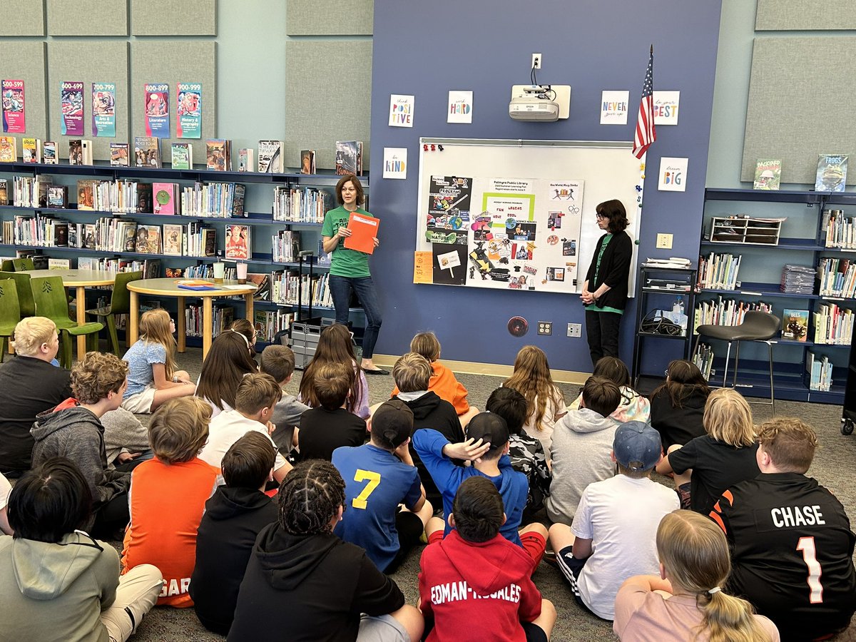 NicoleHarner1's tweet photo. Palmyra Library visits Pine Street📚🌲 https://t.co/Mz7C7peP6M