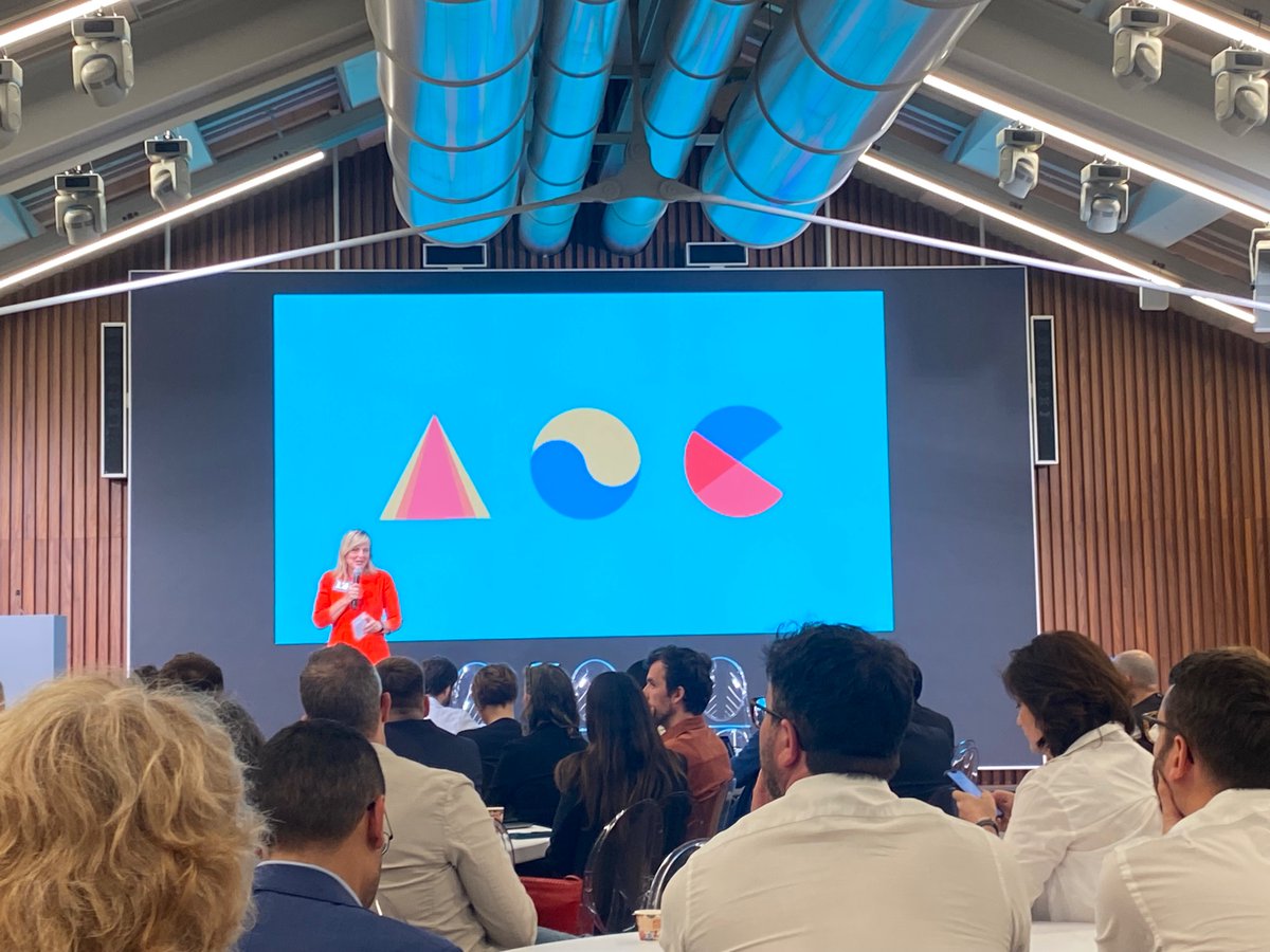 gchumanrights's tweet photo. 🤝The opening ceremony of the event organised by our media partner EVPA today at the Human Safety Net gathered around 200 leaders of the #philanthropy field about mobilising resources to create collective actions.

#GCHumanRightspress #moreimpact https://t.co/DrqjoFDWp8