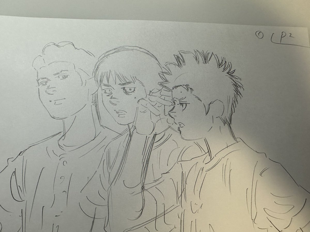 BUNGO352話下書き1日目。 2Pラフ①、ラフ②、清書下書き みたいな。  つまり毎週下書きを実質40-60枚ほど描いている訳か…! これでやっと戦えるかどうかのレベルの能力なので仕方ないですね。  粘り強く。