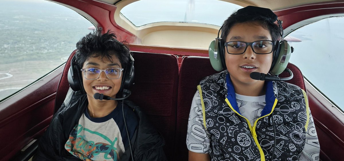 PilotBurt's tweet photo. @EAA #YoungEagles @CityOfWaukegan #LetsGoFlying #YouthActivities @Cessna #cardinal177 #TeamHighWing https://t.co/oCFPNNrb53