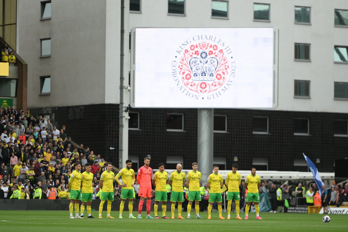 The Pink Un tweet media