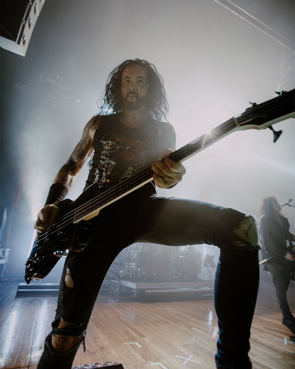 kreator's tweet photo. Hordes! What an incredible start to the tour, it feels good to be seeing so many familiar faces 🔥🔥🔥

There's still A LOT of dates left to go, so don't miss your chance for tickets - on sale now from https://t.co/lcEdV77178 or the link in bio.

Photos by @LinaGlasir https://t.co/stBnCSGNcp