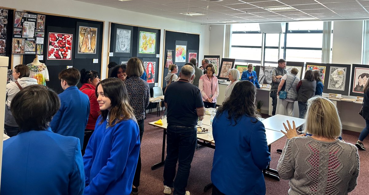 Both staff and parents were very impressed by the efforts of our GCSE pupils today at their end of year show #DerryGirlsDoArt #TalentedArtists