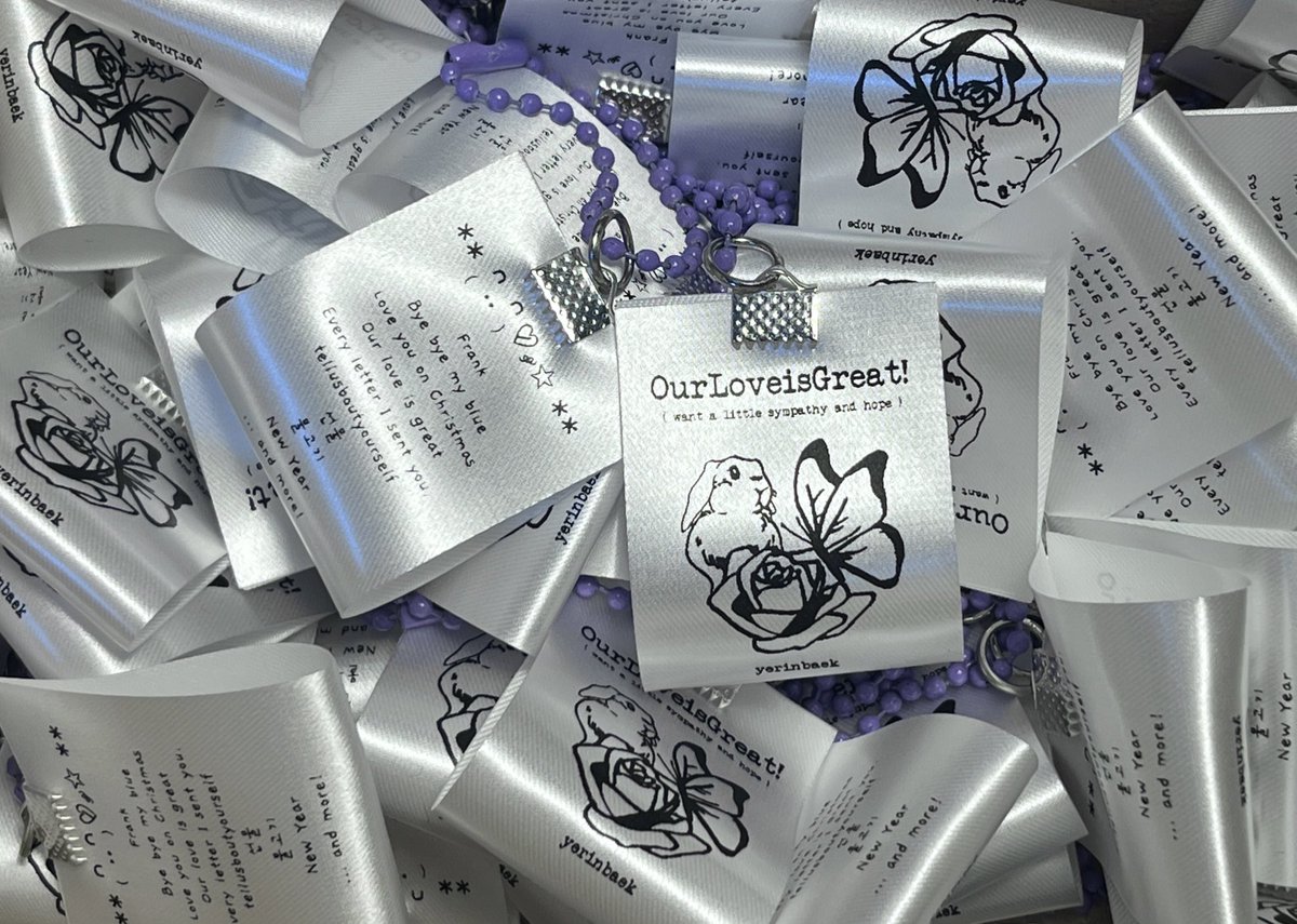 2023 백예린 단독콘서트 Square에서 ‘OurLoveisGreat!‘ 라벨키링 나눔을 진행합니다〰️₍ᐢ..ᐢ₎♡̷̷̷ ༘☆

🕖 첫콘(19일) &amp; 막콘(21일)
📍 정확한 시간&amp;장소 타래로 당일 공지

양일 각 20개로 죄송하게도 매우 극소량입니다🥹 간단한 팬 인증을 받을 예정이며, 방법은 당일 공지하겠습니다‼️