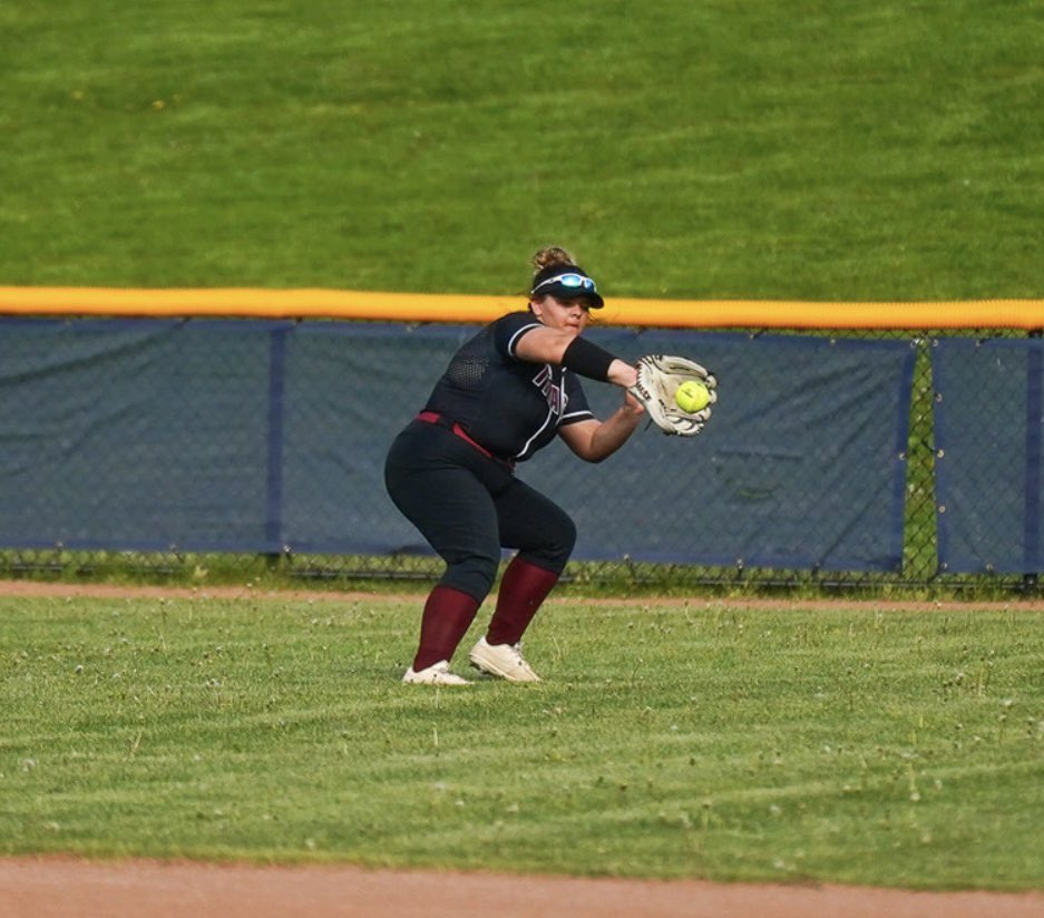 Game day! Your Titans host Gates-Chili in a divisional matchup and last home game of the season today at 5pm. Come out to support Gianna Zona and the rest of the girls! <a href="/greecearcadia/">Greece Arcadia HS</a> <a href="/pickinsplinters/">Paul Gotham</a> <a href="/primetime585/">Darmadi P I J A T M A L A N G</a> <a href="/arhstitantv/">TitanTV</a> <a href="/secvsoftball/">Section V Softball</a>