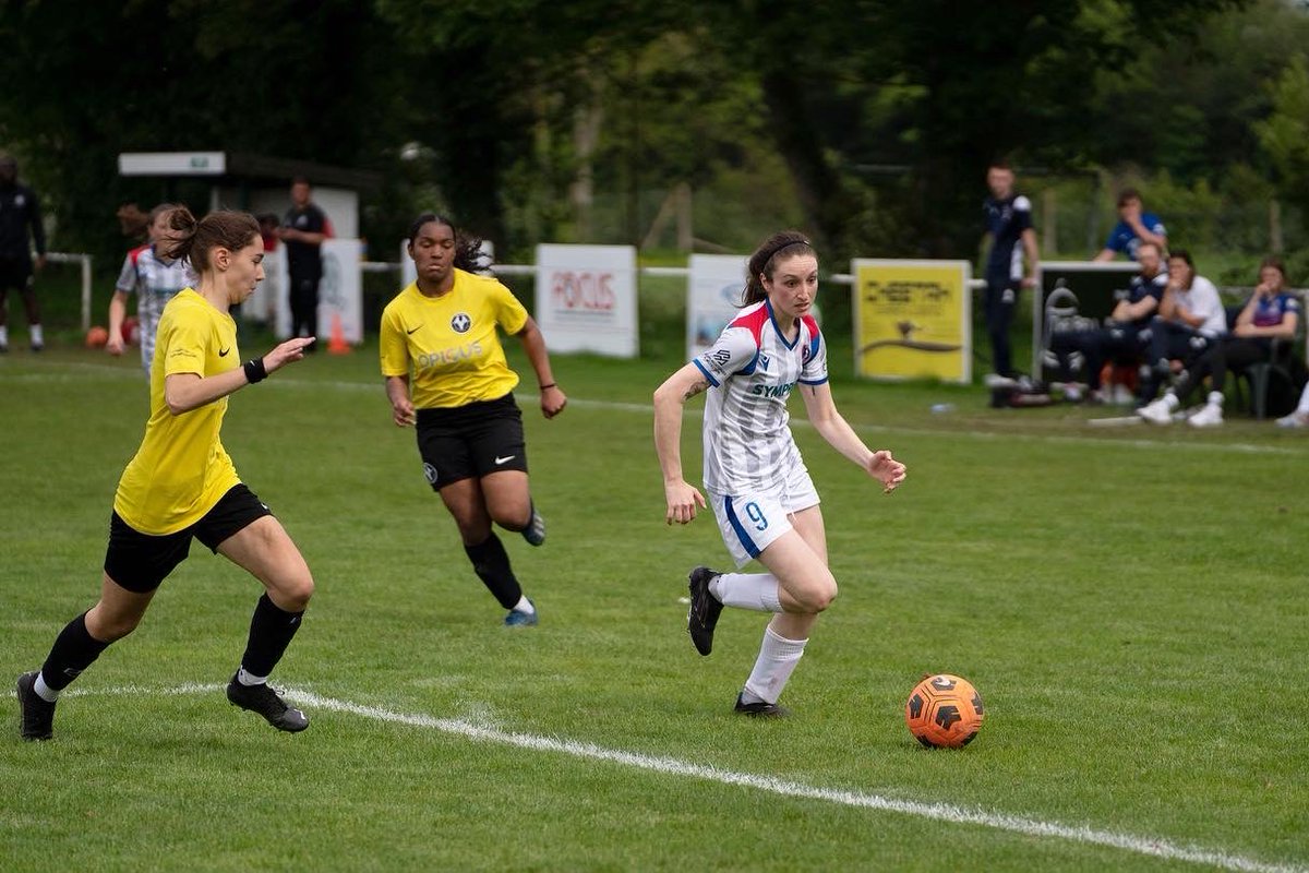Dorking Wanderers Women tweet media