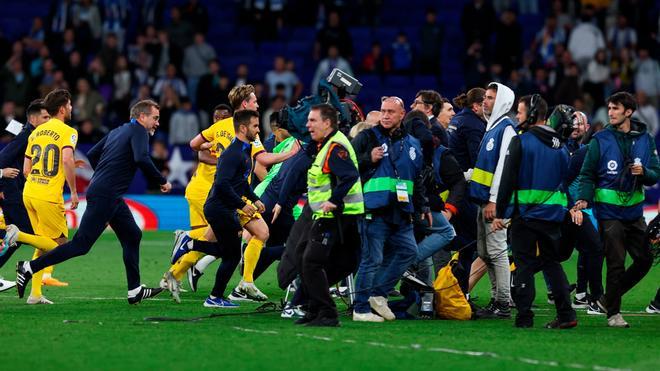 DailySportUpda1's tweet photo. The Generalitat could sanction Espanyol with up to 600,000 euros for the invasion
https://t.co/eXEN6JqlJw https://t.co/rDKD9kQFi9