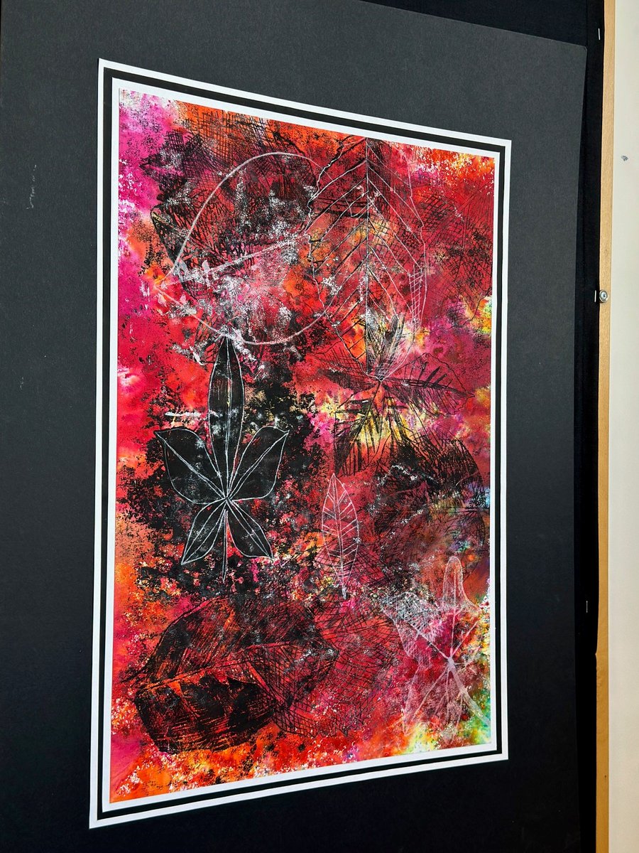 We're spoilt for choice when it comes to talented artists at St Mary's! Here we can see the work of Caitlin McDaid, Erin Maguire, Jessica Wade and Kelsea Toland, part of our GCSE cohort. Well done girls! #DerryGirlsDoArt