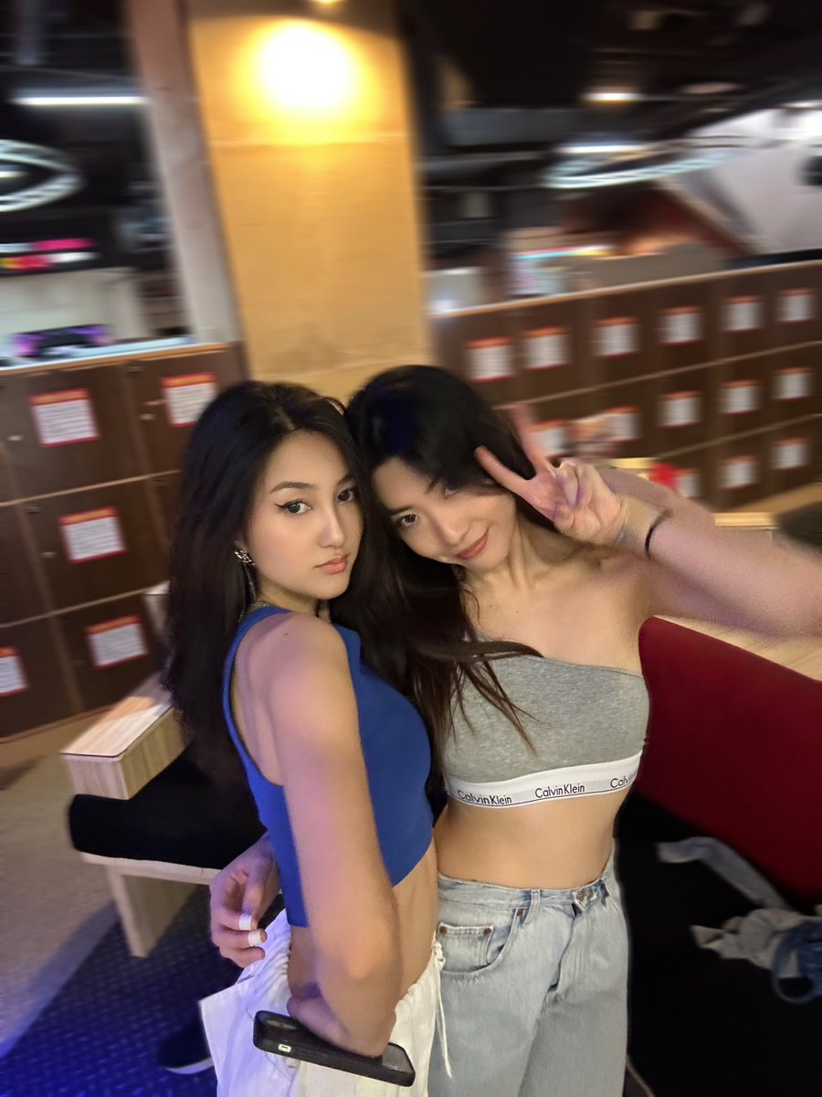 encryptedgals tweet media