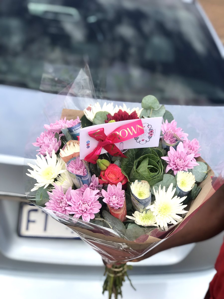 flowerr_crown's tweet photo. Customised 🎁 

📱 0735524131 (WhatsApp)
📧 orders@flowercrown.co.za 
 🚚 PTA &amp; JHB

Leaf an impression 💕 https://t.co/LElFtwfonE