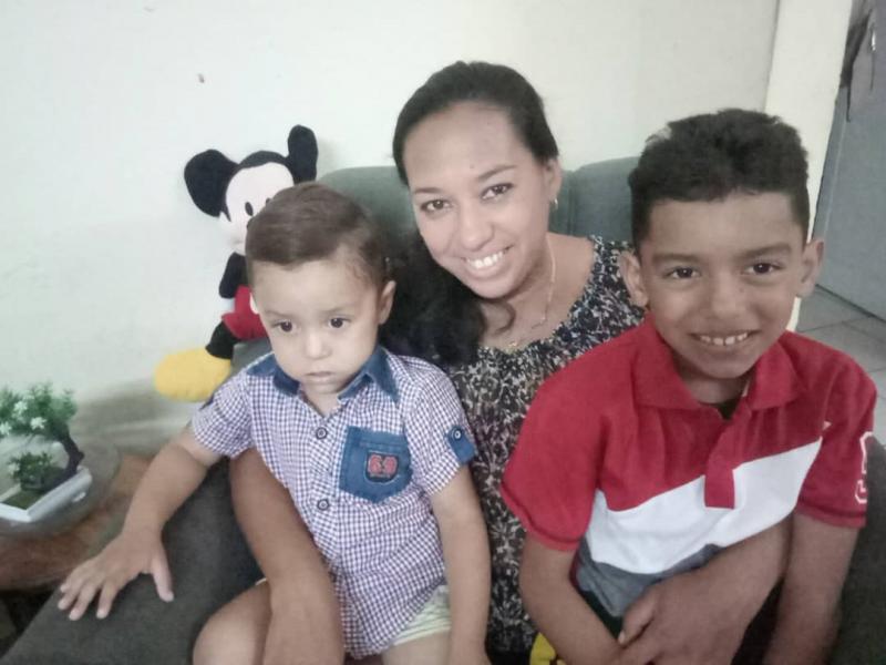 💐 Con este trabajo congratulamos de manera especial a todas las madres de nuestra comunidad universitaria por su amor incondicional. 

El liderazgo de una madre 💗➡️ uci.cu/universidad/no…

#SomosUCI #Cuba <a href="/CubaMES/">MES</a> <a href="/raydelmp/">Raydel Montesino Perurena</a> <a href="/nataliauci16/">Natalia 🇨🇺</a> <a href="/CasanYaimi/">Yaimí Trujillo Casañ</a> <a href="/lisset_sg/">Lisset Salazar Gómez</a> <a href="/dcolome2010/">Dunia María</a>