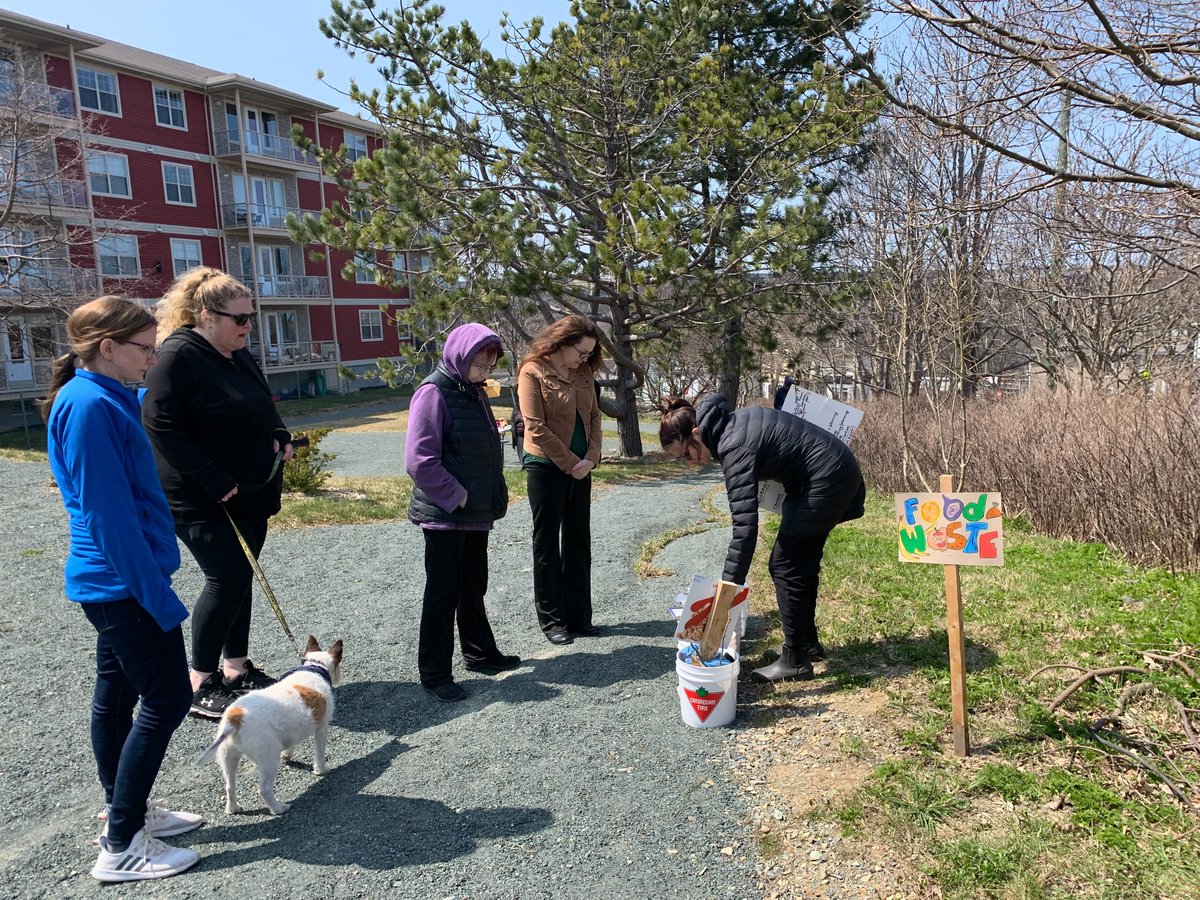 What a great turnout at our composting awareness event in St. John's on Saturday! If you have any questions about how to start composting in your community, check out planeet.consulting

cbc.ca/news/canada/ne…