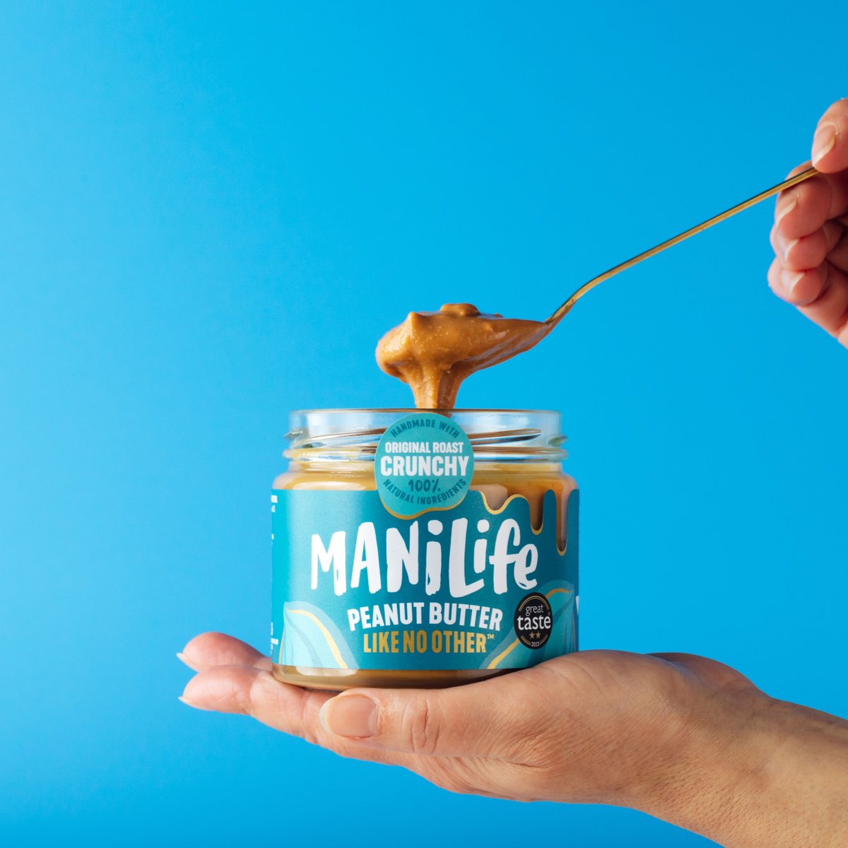 We won't judge you for spooning straight from the jar. In fact, we'll join you. Because Original Roast Crunchy is just that good 🥄