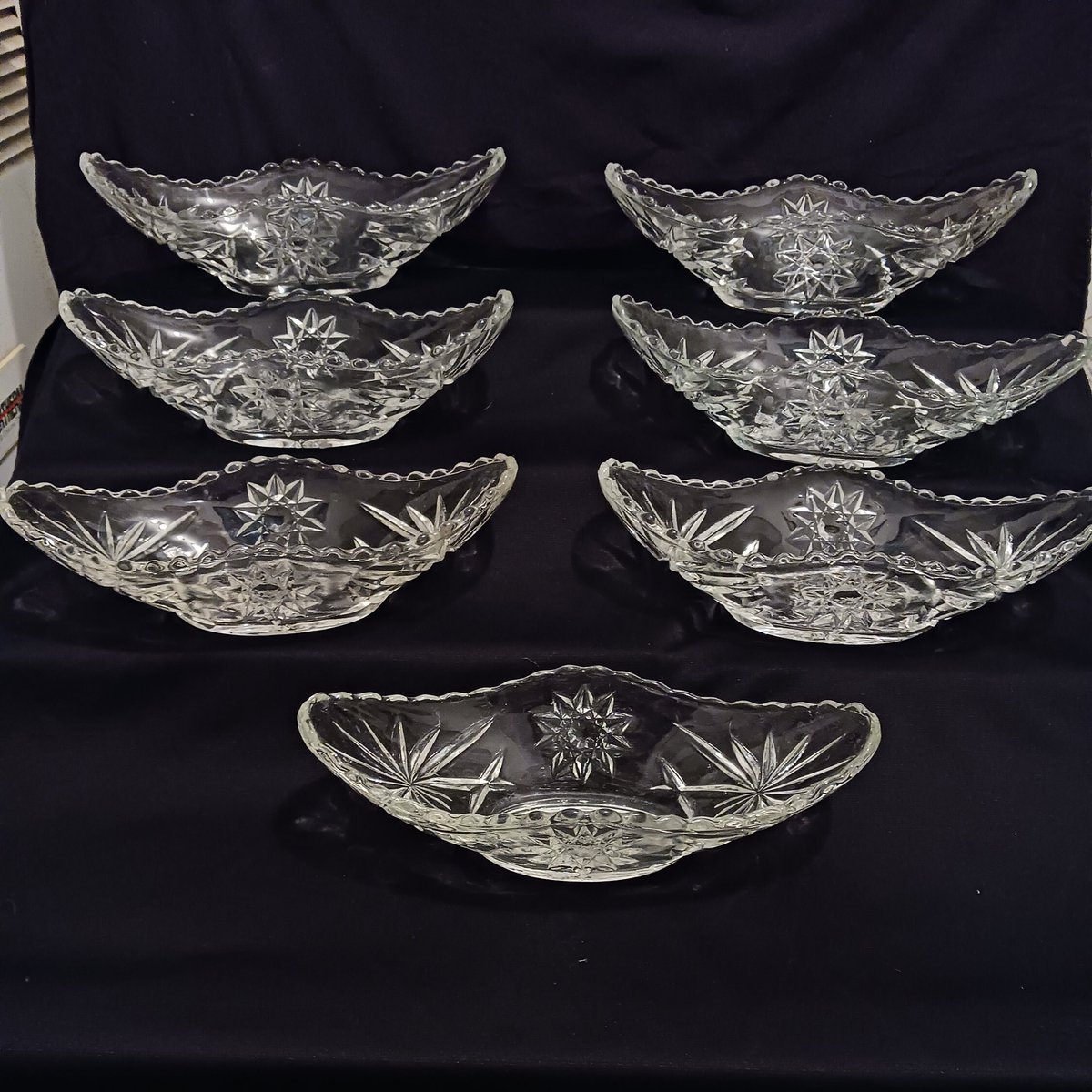 #etsy shop:StarofDavid,8BananaSplit Boats etsy.me/3o1ypng #servingbowl #eapc #prescutglass #anchorhocking #fireking #starofdavid #bananasplitbowl #relishdish #gravyboat #eapcbowl #dwedgecreations.etsy.com #artglass #artware #artdeco #art #artist #artwork #gifts