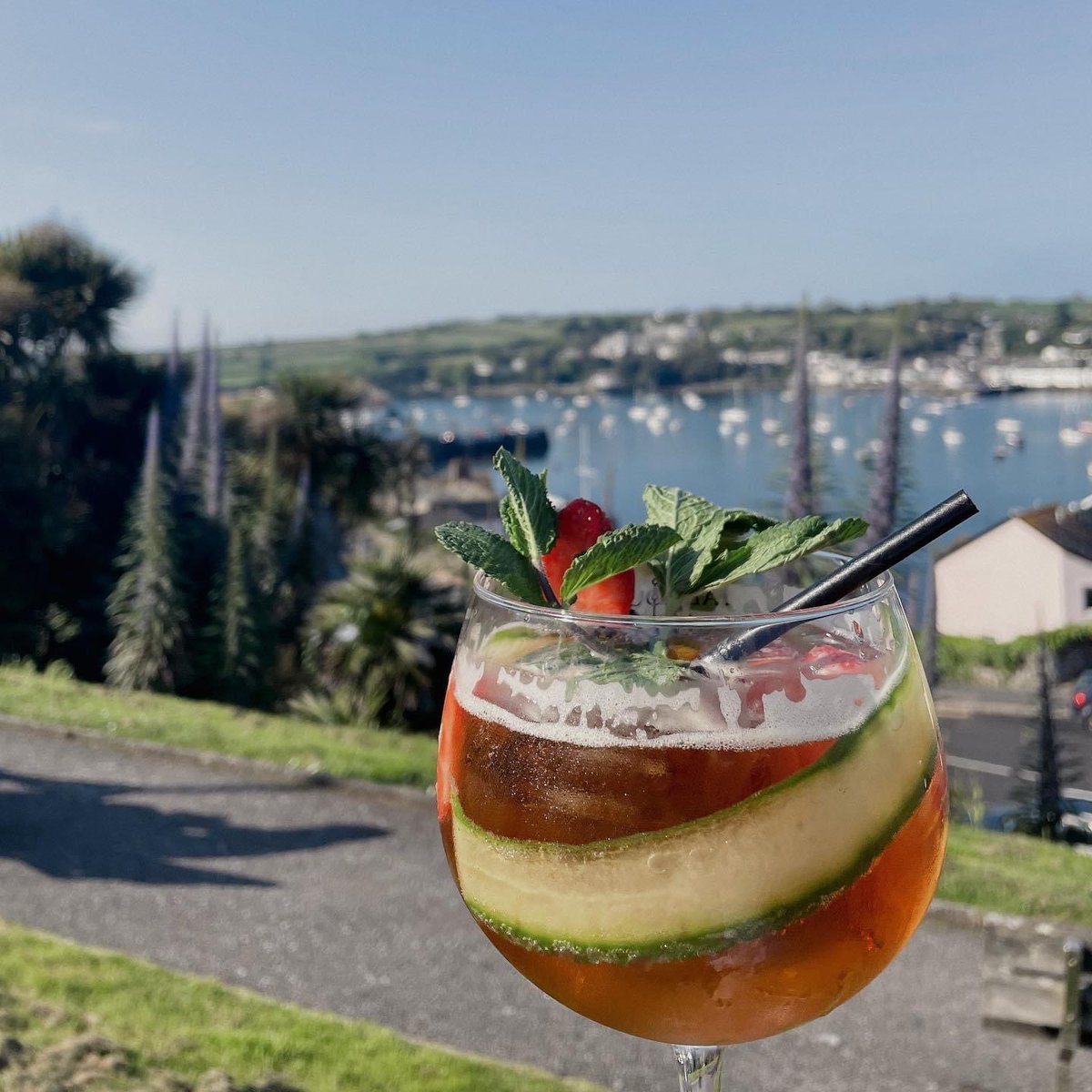 TheBoathouseFal's tweet photo. ππSunshine pimms! ππ
Doors open at 4pm Mon-Thursday! 3pm Friday and 12pm Sat/Sunday!
β’
β’
β’
#theboathousefalmouth #eatlocal #drinklocal #drink #pubfood #pubdining #cornwall #dining #lovecornwall #harbourviews #beersofinstagram #explorecornwall https://t.co/AN0Nvz0ZLa