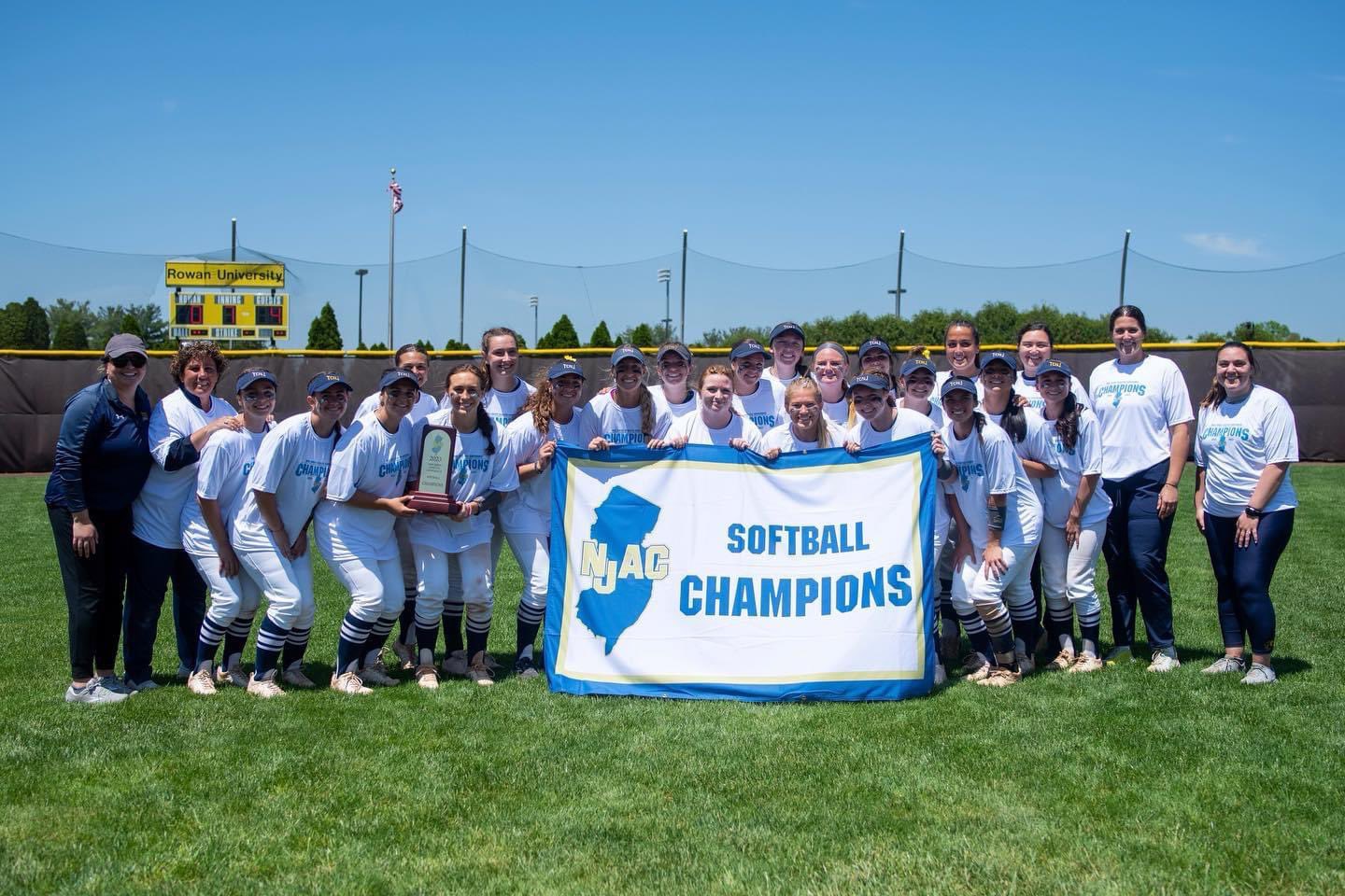 Tcnj softball hotsell