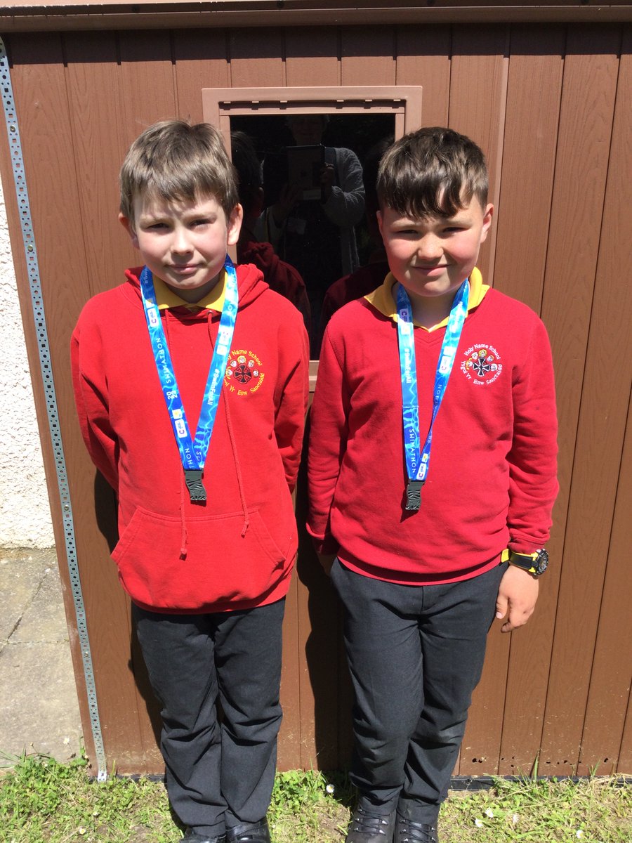 DosbarthPump's tweet photo. Llongyfarchiadau! Congratulations to these young swimmers who swam 2000m and 3000m to raise money for cancer charities. We are very proud of their amazing achievements! #SwimForAll #canceresearchuk #mariecurie https://t.co/k8MWcWjcb9