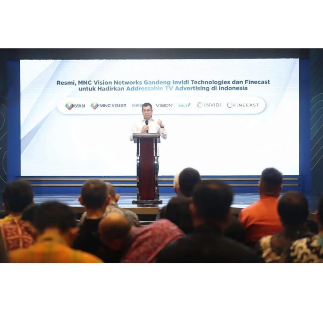 okezonenews's tweet photo. Repost dari Bapak @hary_tanoe

https://t.co/KsdHFA73zF

#HaryTanoesoedibjo #DavidDowney #Invidi #Finecast #Targeted #Advertising #MNCGroup https://t.co/8580DNjL2H