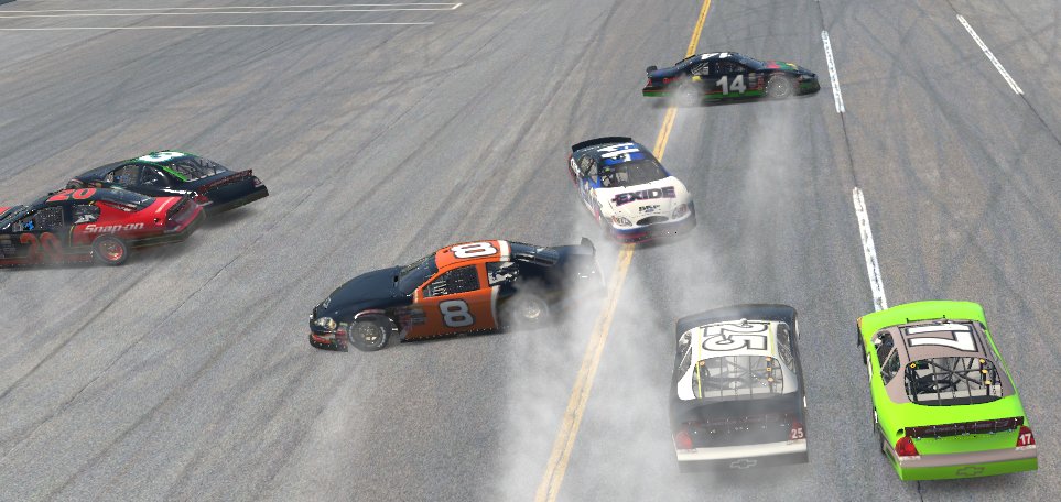 MoonRacingTeam's tweet photo. Vamos a despedir la Week de @iRacing disfrutando de Jerez, Talladega... y lo que caiga!

#gowithmoon I https://t.co/vRKu646cHL https://t.co/GmCDUqJ0rF