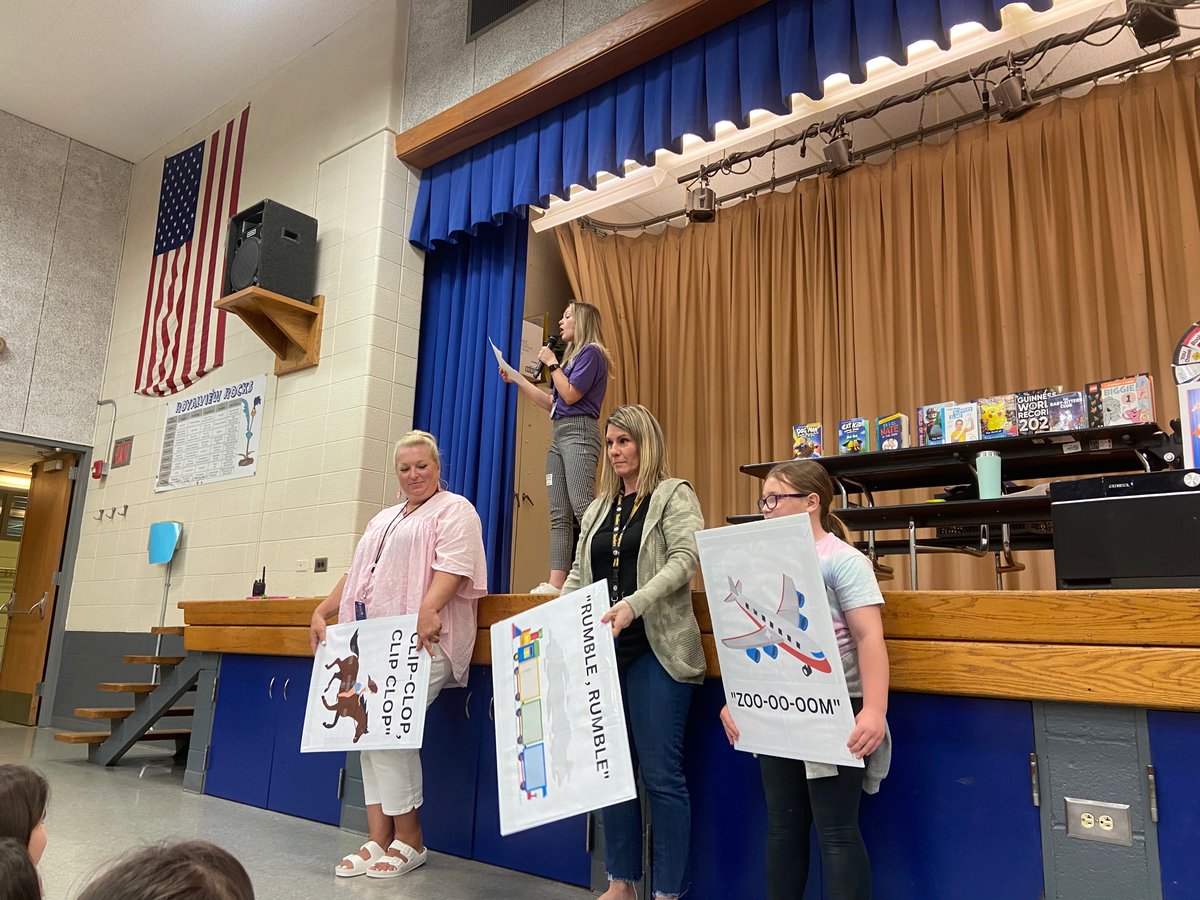RoadrunnerROCKS's tweet photo. Willoughby-Eastlake Library visits our Royalview students to get them excited about their Summer Reading Challenge!  Thank you Sarah from Willowick!
#weschools https://t.co/xKkEmNSKle