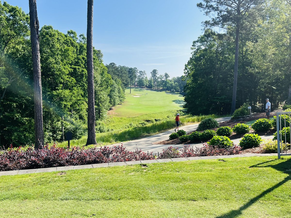 View from #1 tee box at NCAA Auburn Regional

Coogs ready to hit the course

#GoCoogs

📊 – bit.ly/41J8caY