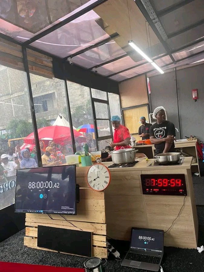 SHE HAS DONE IT!!

Chef Hilda Baci has broken the Guinness World Record for the longest individual cooking session EVER! 🏆🔥 

Now, she's on a mission to set a NEW record of 96 hours.