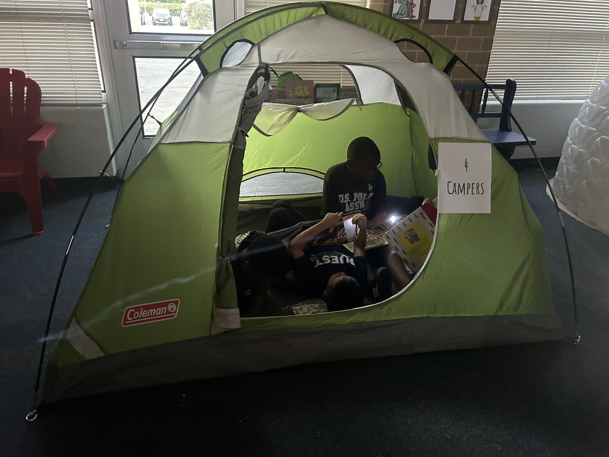 library_spencer's tweet photo. Camp Read-a-Lot is open for business! 🌲⛺️🔦📚 @MISDLibServ #MISDliblove @SpencerBroncos https://t.co/XI98TIfSE4