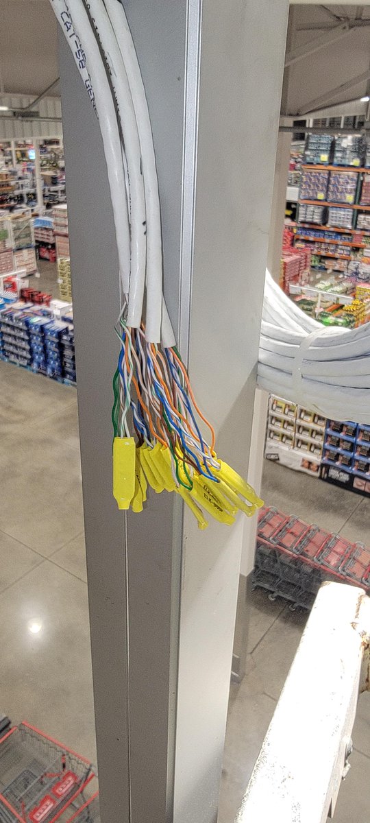 I was pointed here for this... every front end register at this Costco
Author: u/Tsingtao2
reddit.com/r/cablegore/co…
via r/CableGore