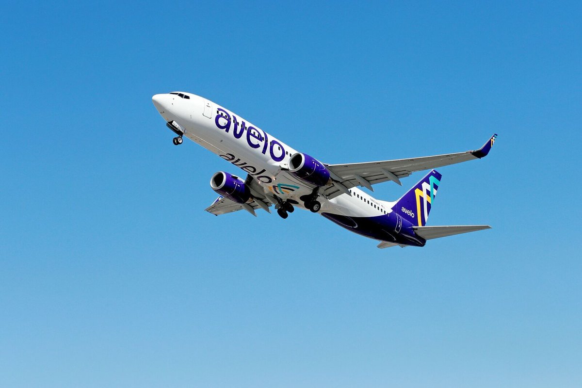 flyBFM's tweet photo. 🌴 Say goodbye to layovers and hello to convenience with Avelo Airlines' nonstop flight from Mobile International Airport to Orlando, Florida. With fares starting at $29, reaching your destination is easy and affordable! #FlyBFM 🛬
BOOK NOW >> https://t.co/JDUf1pVhHA https://t.co/HitwEQoBtv