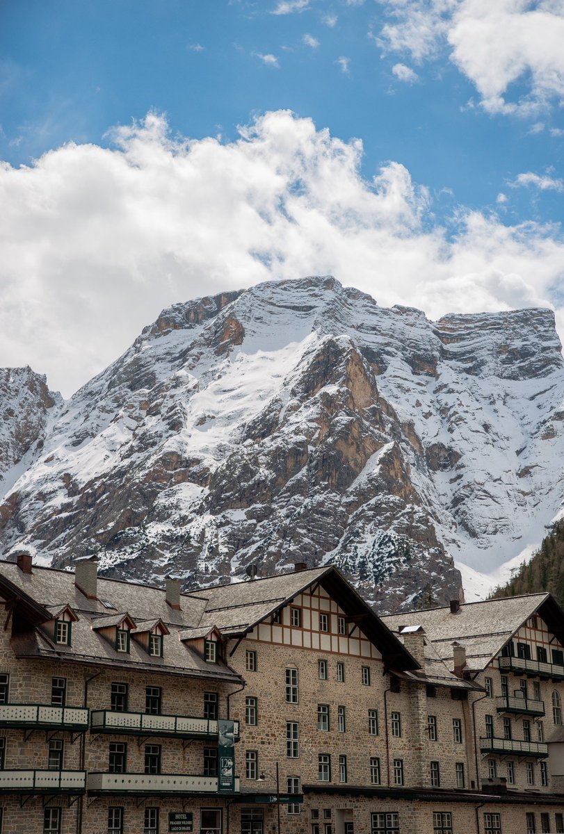 kaaghazkephool's tweet photo. The mountains are calling. https://t.co/pm7iqdo09Q