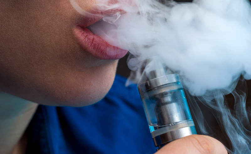 Individuals who vape develop acute, clinically related worsening of multiple pulmonary and cardiovascular processes. Study in <a href="/journal_CHEST/">CHEST® Journal</a>. @CHugheyMD <a href="/PulmNs/">Nate Sandbo</a> #pulmtwitter #pulmonology

fal.cn/3yfZ7
