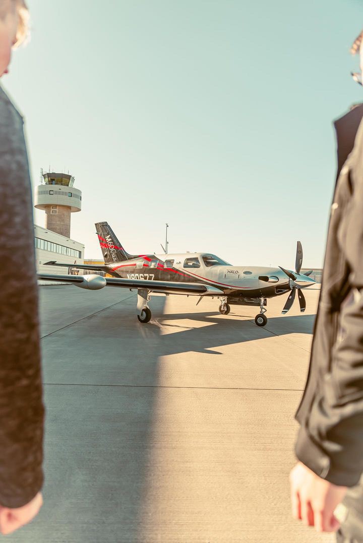 piperaircraft's tweet photo. A view like no other…
#MclassMonday #PiperAircraft #FreedomOfFlight #M600 #pilot #luxury #aviation https://t.co/zCjF0VPfy7